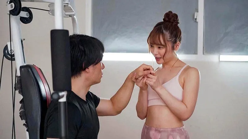 Nữ huấn luyện viên gym và anh ccu học viên trúng độc đắc vl
