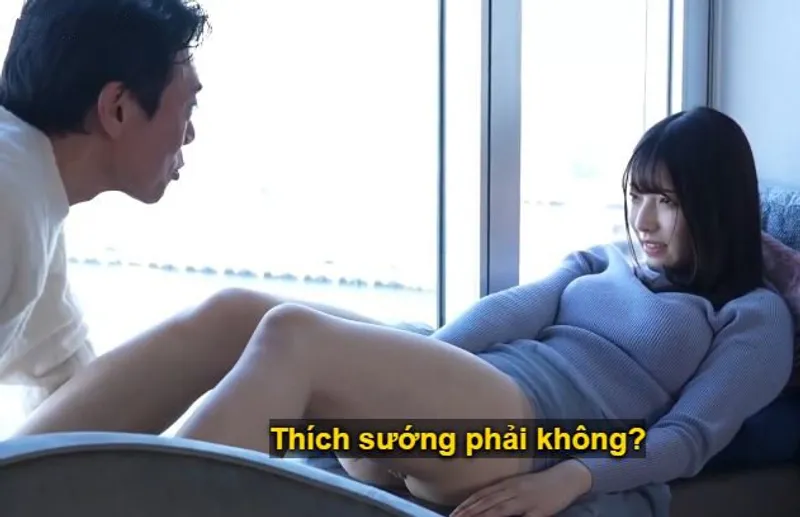 Sự chạm trán giữa ông chú và cô diễn viên trẻ lần đầu bước chân nghề nghiệp tại nhà nghỉ sang trọng